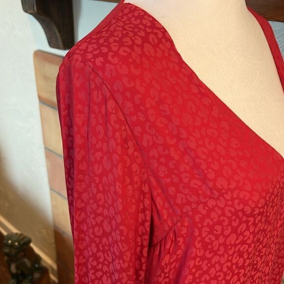 L’Academie, Size XS, Red Animal Print Long Cuffed Sleeve Mini Dress! - Picture 4 of 10